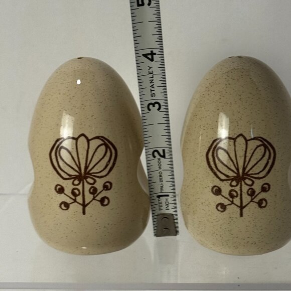 MCM Pomegranate by Franciscan Duet Earthenware Short Salt & Pepper Shakers 1950' - Picture 7 of 12